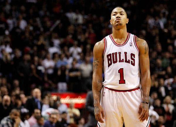  亚历山大30+10雷霆屠公牛  